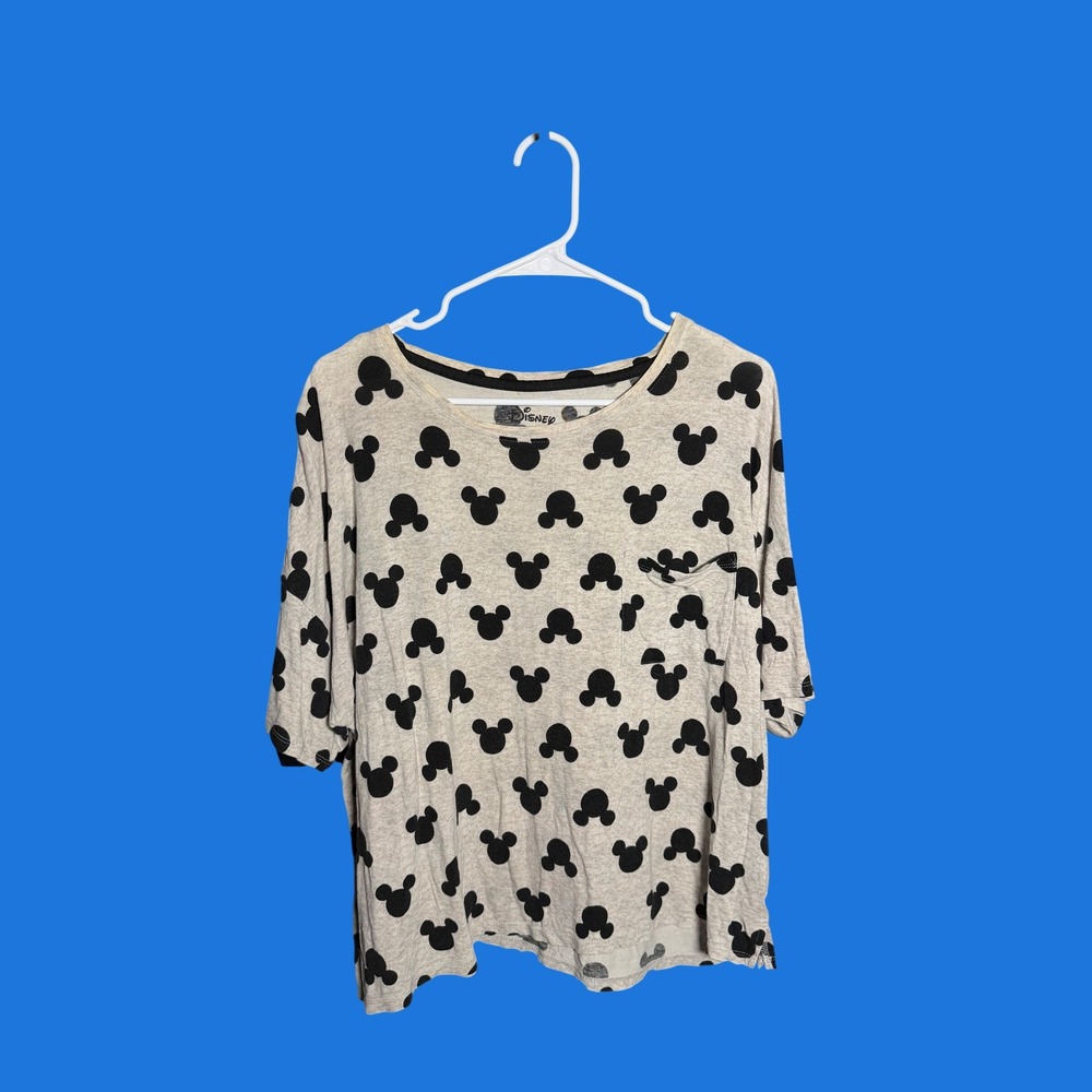 Disney Mickey Mouse All Over Print Pocket T-Shirt Oatmeal Heather XL Womens